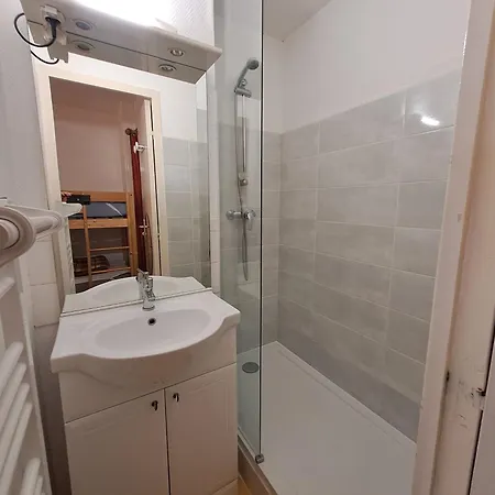Cosy Au Cœur Des Deux Alpes, Idéal Pour 3 Personnes - Fr-1-516-137